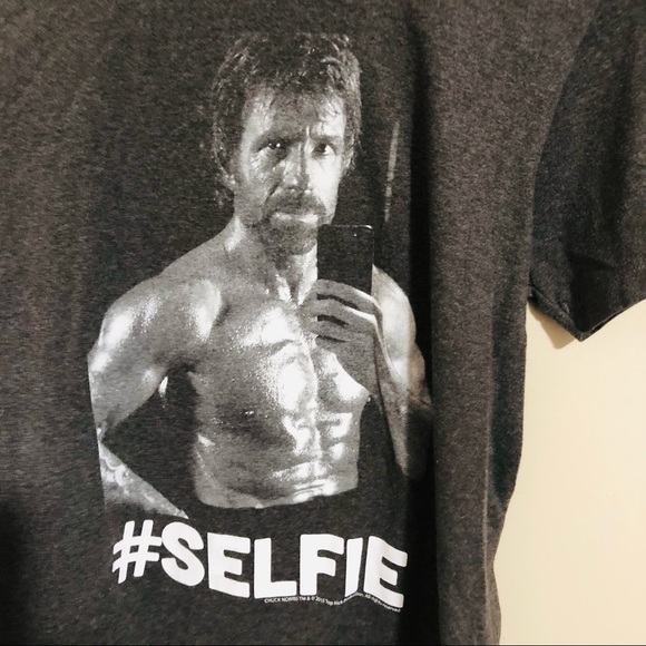 Chuck Norris #SELFIE Tee - Picture 2 of 5